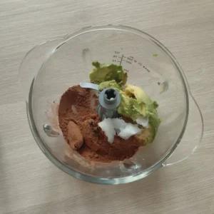 mousse-de-chocolate-y-aguacate