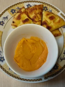 salsa-con-huevo-duro